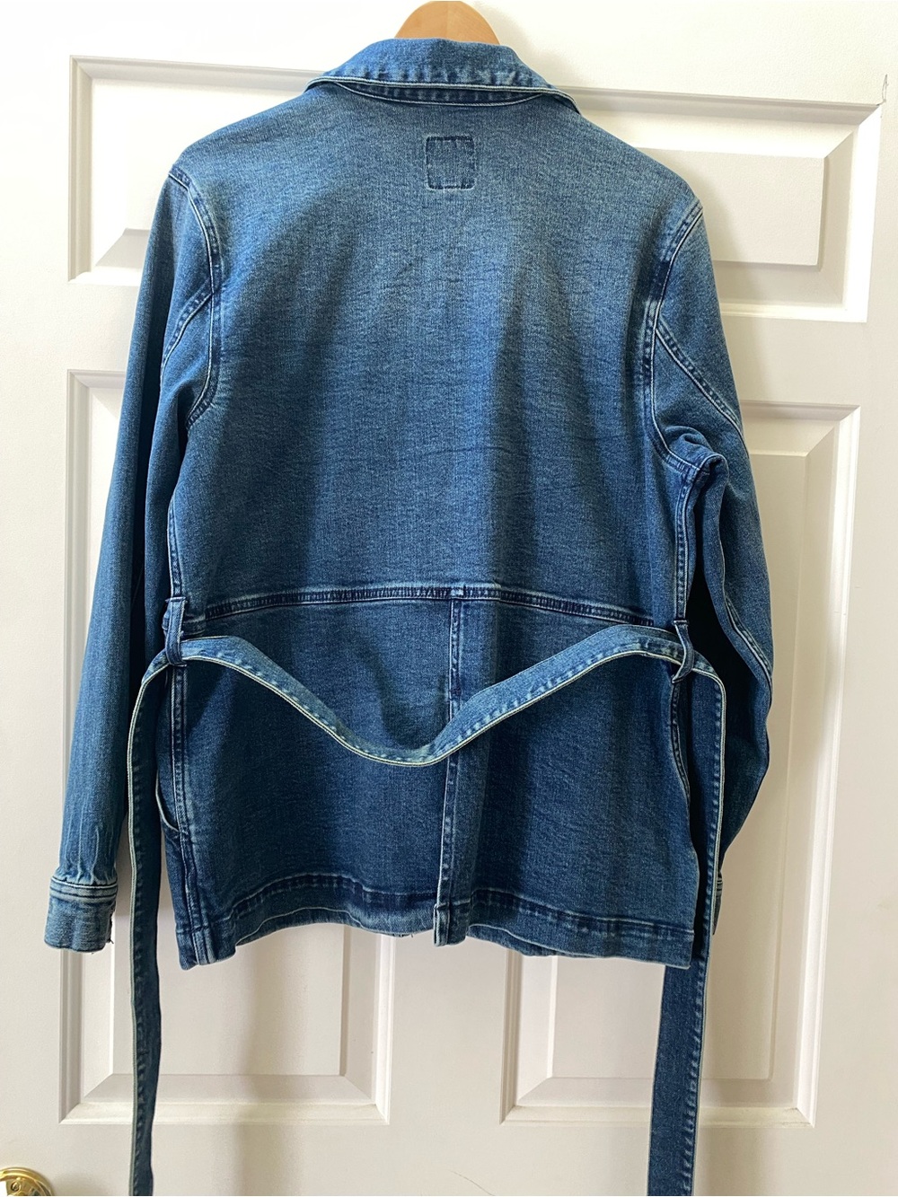OAT New York Denim Belted Jean Jacket Blue Large - Picture 8 of 11